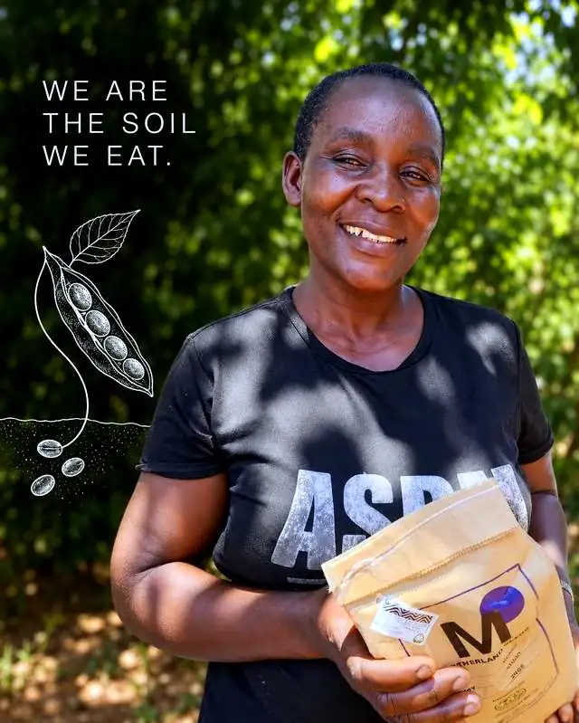 Portrait from the We are the soil we eat campaign, Siaya County